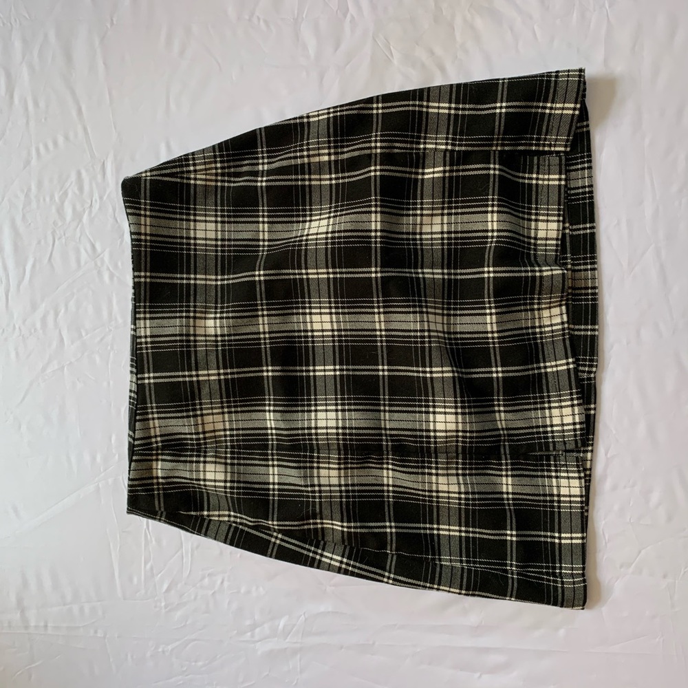 Brandy Melville Cara skirt